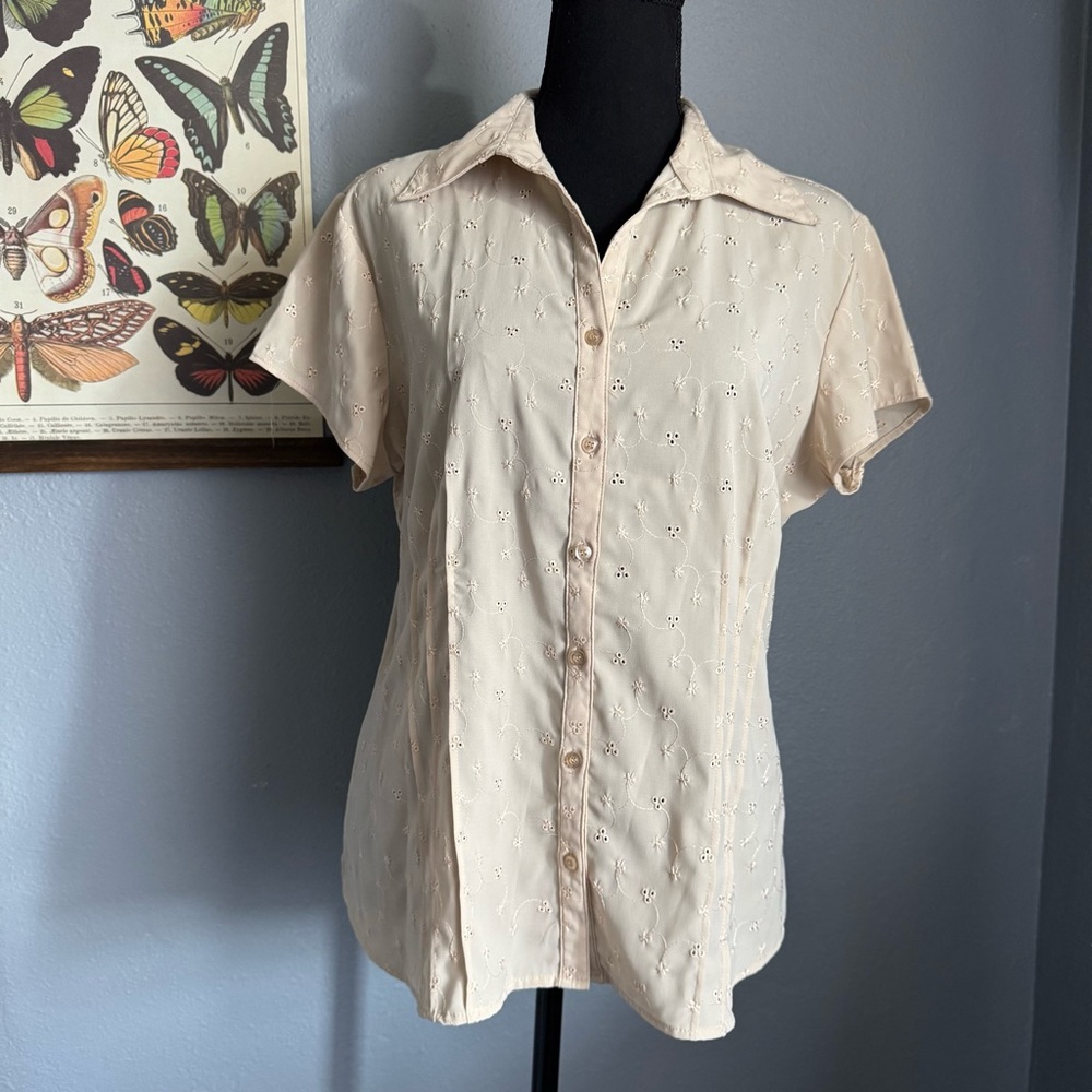Vintage Y2K Covington Beige Eyelet Button-Down Shirt